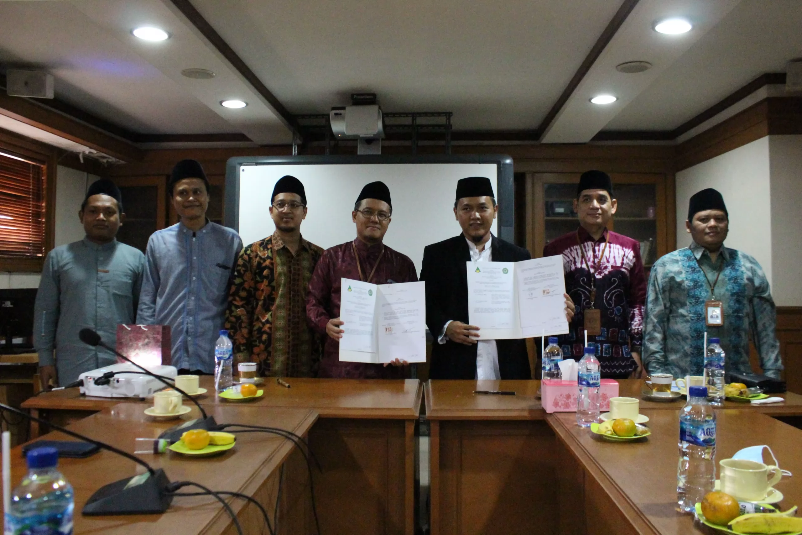 STKQ Al-Hikam dan IIQ Jakarta Sepakati MoU: Mewujudkan Kampus Kolaboratif