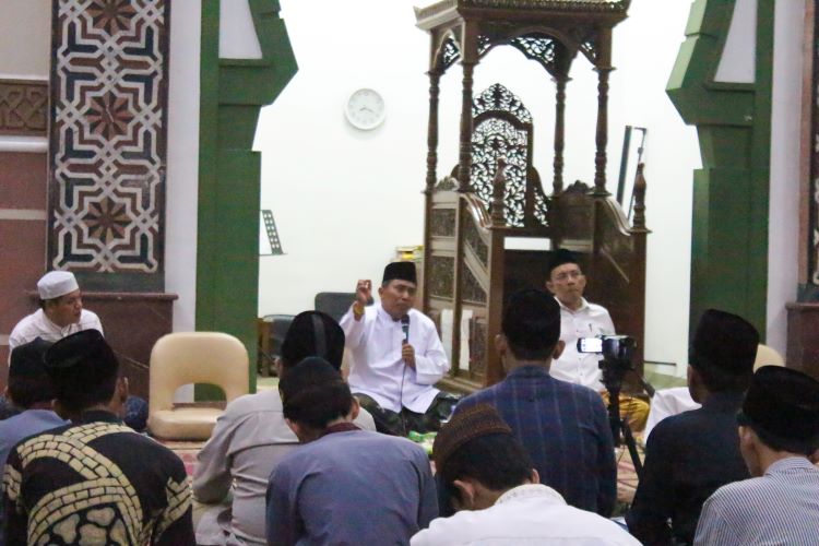 Ponpes Al-Hikam Gelar Kuliah Tamu Bersama KH Fadlolan Musyaffa