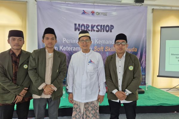 Santri Al-Hikam Depok Ikuti Pelatihan Kemandirian dan Pengembangan Soft Skill
